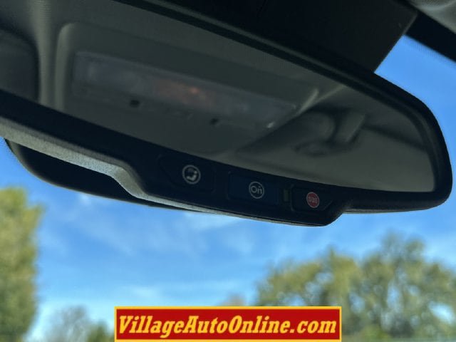 Used 2020 Chevrolet Trax LT w/ Driver Confidence Package AWD/4WD image 13