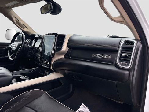 Used 2022 RAM 2500 Laramie image 31