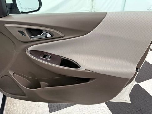 Used 2020 Chevrolet Malibu LT w/ Fleet LT Safety Plus Package image 18