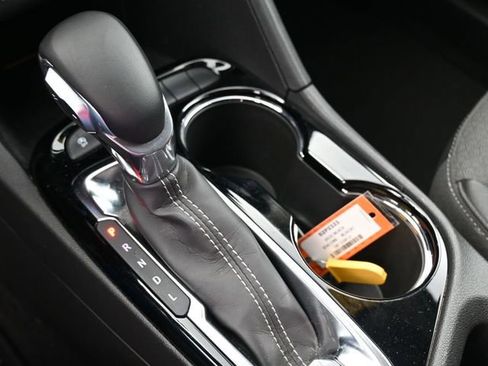 Used 2025 Buick Encore GX Preferred image 21