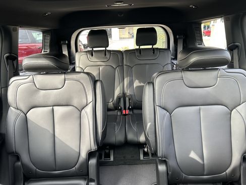 New 2025 Jeep Grand Cherokee L Limited image 19