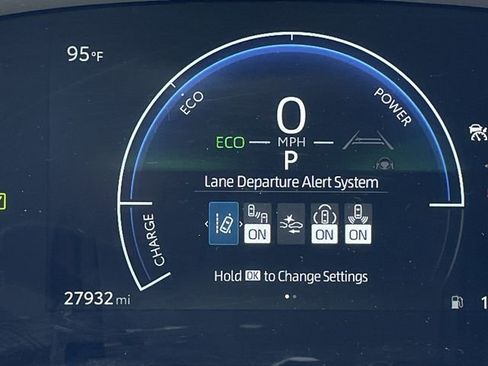 Used 2025 Toyota Camry SE FWD image 14