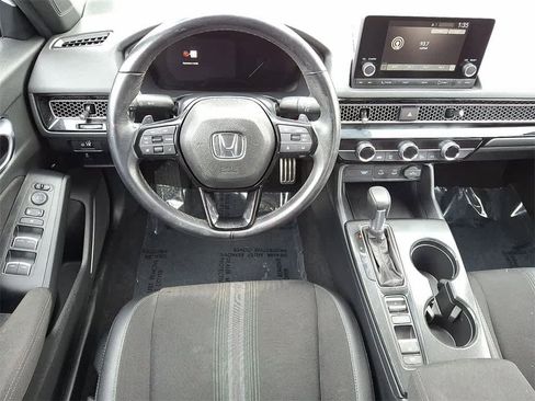 Used 2025 Honda Civic Sport image 11