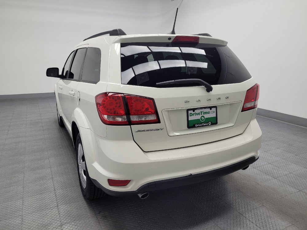Used 2018 Dodge Journey SXT w/ Connectivity Group FWD image 6