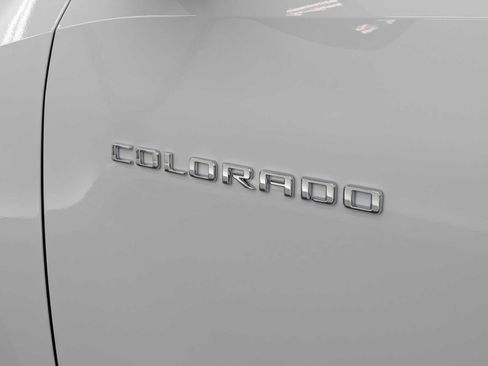 Used 2023 Chevrolet Colorado ZR2 w/ ZR2 Convenience Package III image 11