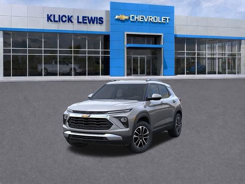 New 2026 Chevrolet TrailBlazer LT w/ Driver Confidence Package AWD/4WD image 8