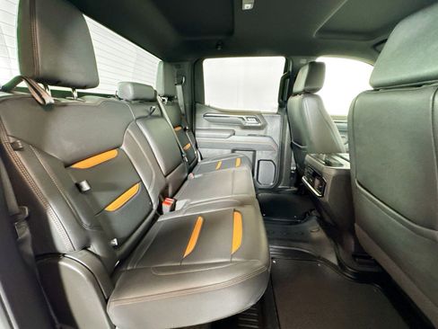 Used 2025 GMC Sierra 1500 AT4 image 25