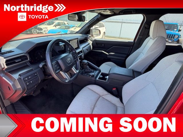 Used 2025 Toyota 4Runner SR5 AWD/4WD image 5