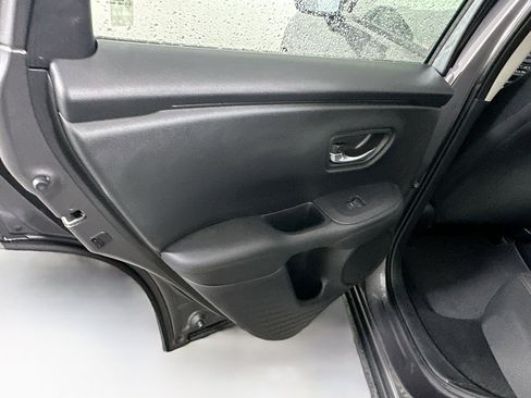 Used 2025 Honda HR-V LX image 25