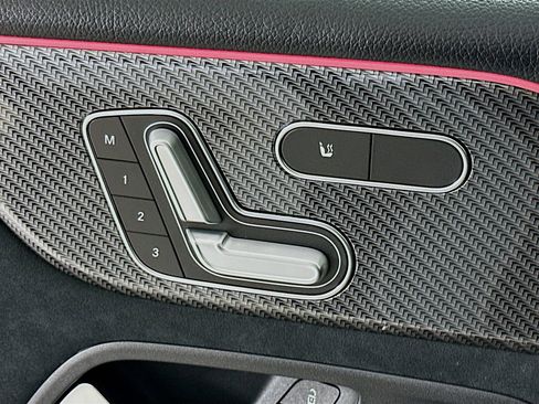 New 2026 Mercedes-Benz GLB 250 image 20