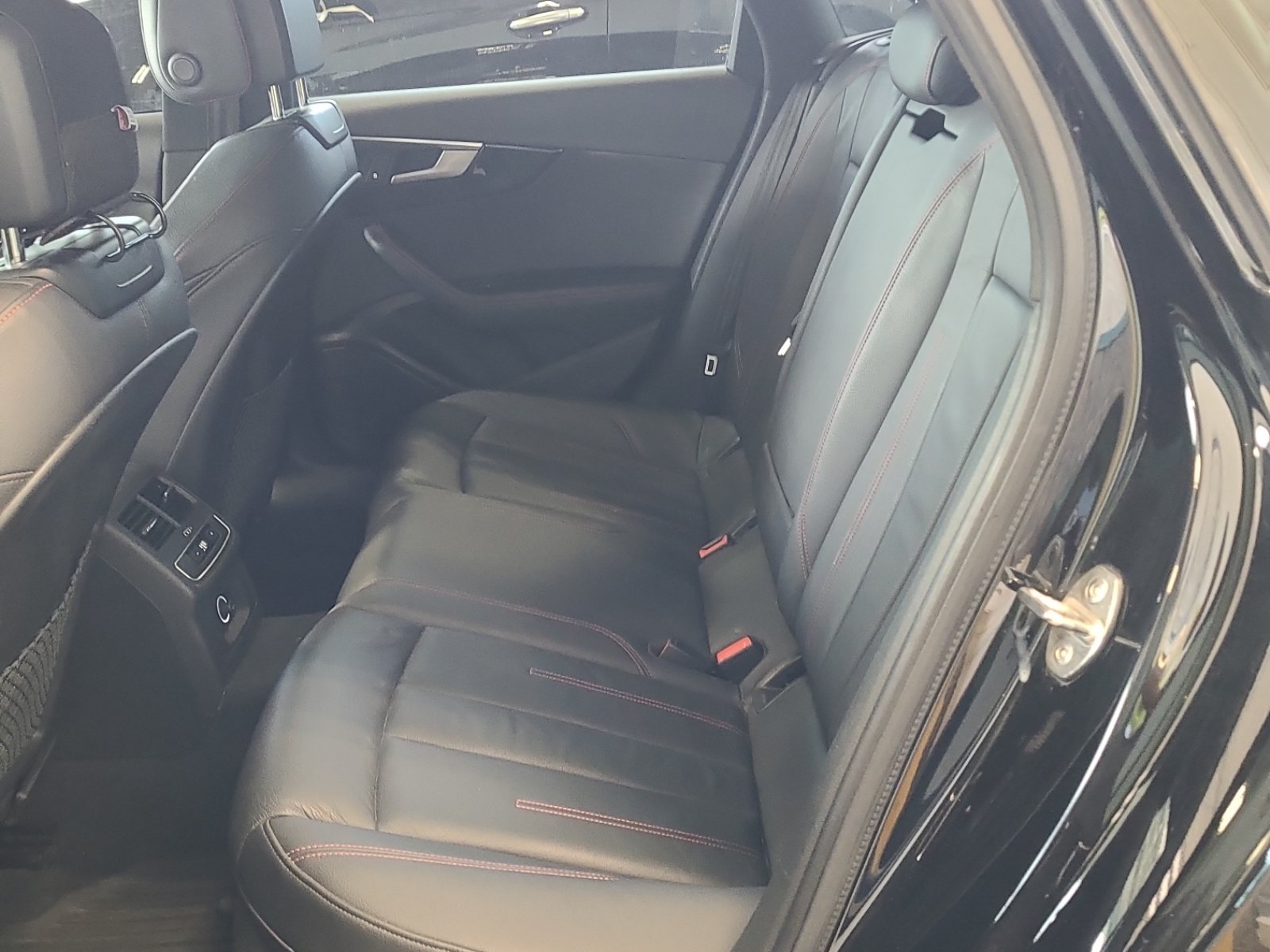 Used 2018 Audi A4 2.0T Premium Plus AWD/4WD image 9