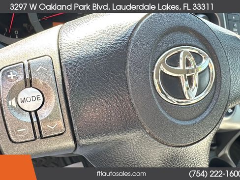 Used 2011 Toyota RAV4 Limited w/ Limited Extra Value Pkg image 59