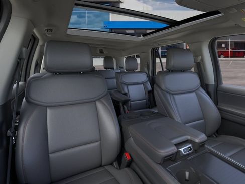 New 2025 Ford Expedition Active AWD/4WD image 10