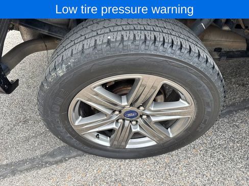 Used 2020 Ford F150 XLT w/ Equipment Group 302A Luxury AWD/4WD image 4