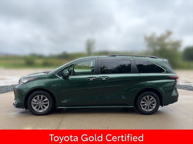 Certified 2021 Toyota Sienna XLE w/ XLE Plus Package FWD image 1