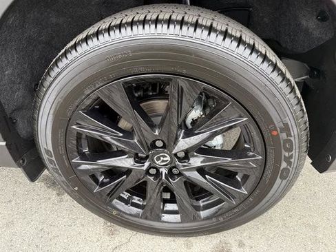 New 2025 MAZDA CX-5 Carbon Edition image 13