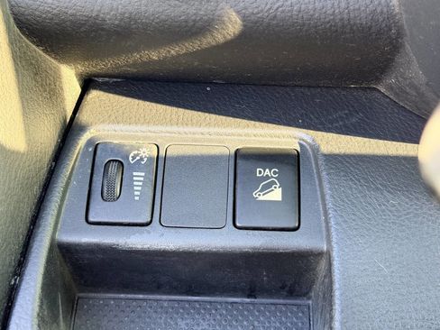 Used 2010 Toyota RAV4 Sport image 9