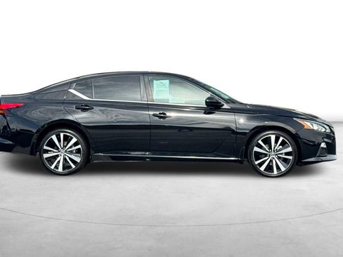 Used 2021 Nissan Altima 2.5 SR image 7