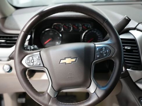 Used 2016 Chevrolet Suburban LTZ image 18
