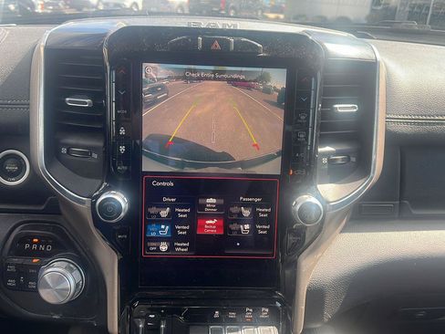 Used 2019 RAM 1500 Laramie AWD/4WD image 19