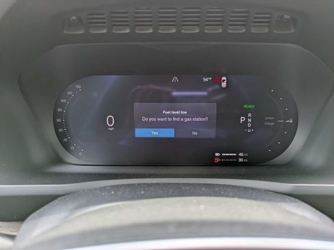 New 2026 Volvo XC90 T8 Plus w/ Protection Package Premier AWD/4WD image 31