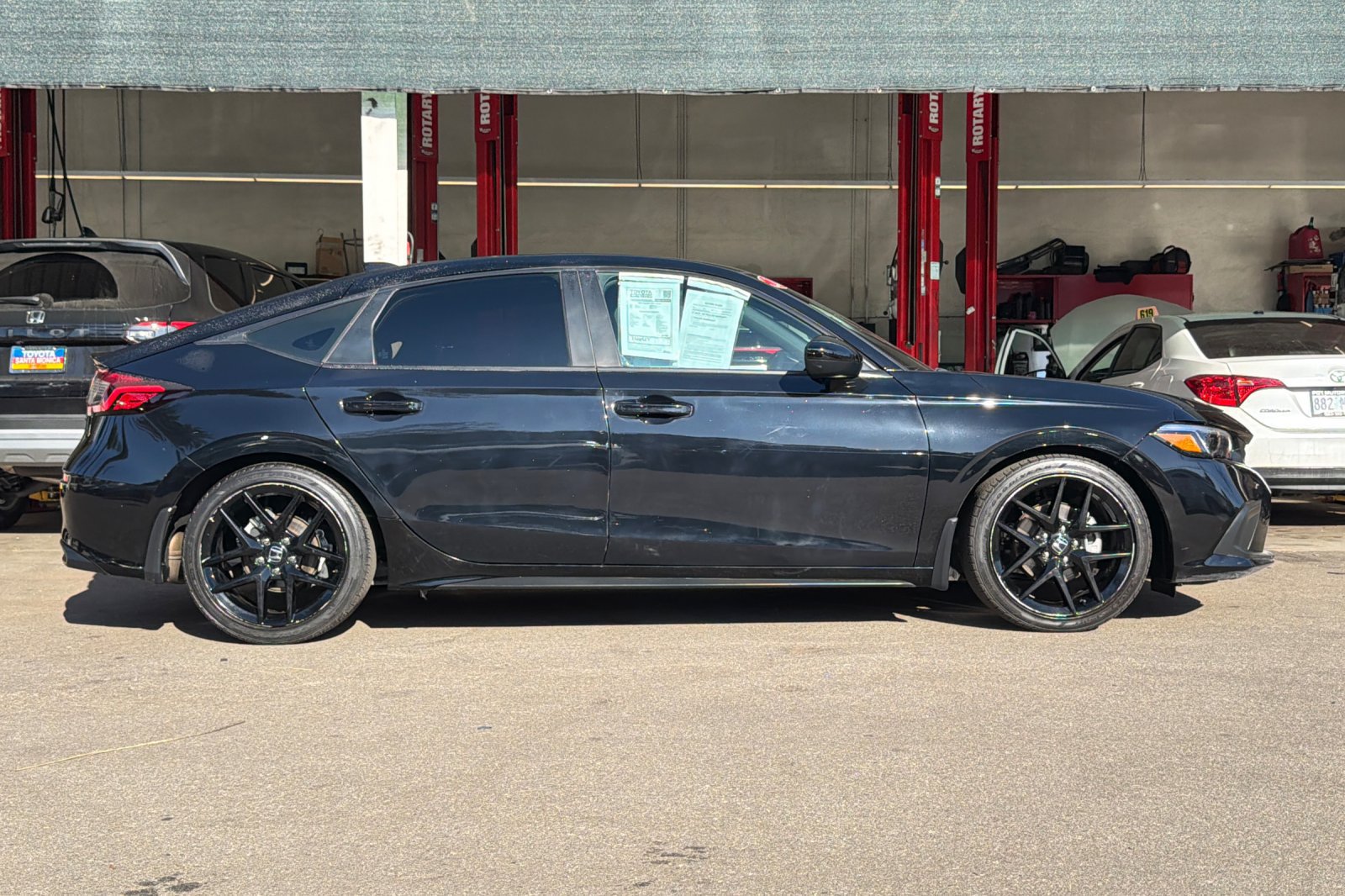 Used 2024 Honda Civic Sport image 3