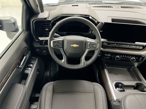 New 2026 Chevrolet Silverado 3500 LT w/ Convenience Package image 17