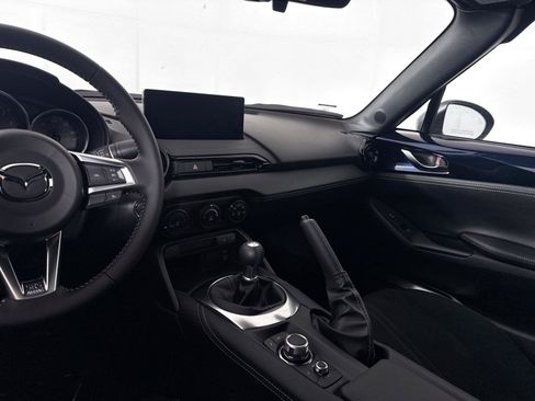 New 2026 MAZDA MX-5 Miata Club w/ Interior Package RWD image 31
