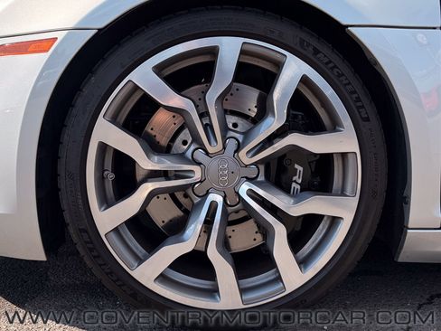 Used 2010 Audi R8 V10 AWD/4WD image 8