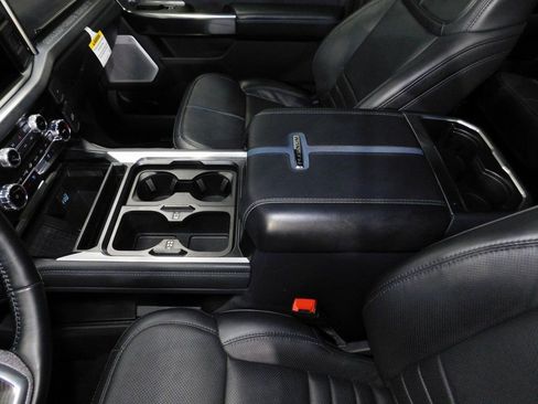 Used 2025 Ford F250 Platinum image 36