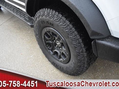 Used 2024 Ford Bronco Wildtrak AWD/4WD image 14