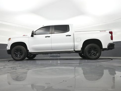 Used 2024 Chevrolet Silverado 1500 LT Trail Boss w/ LT Trail Boss Premium Package AWD/4WD image 25