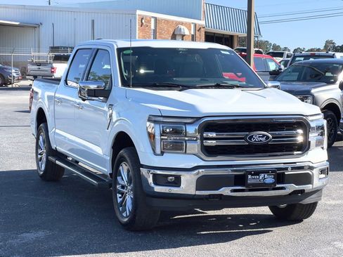 New 2025 Ford F150 Lariat w/ Equipment Group 502A High image 9