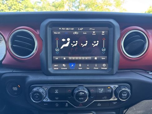 Certified 2021 Jeep Gladiator Rubicon image 17