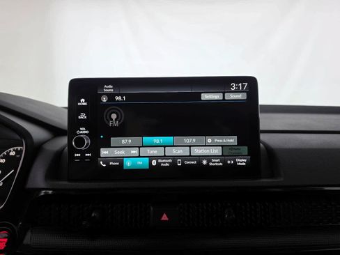 Used 2023 Honda CR-V EX-L image 25