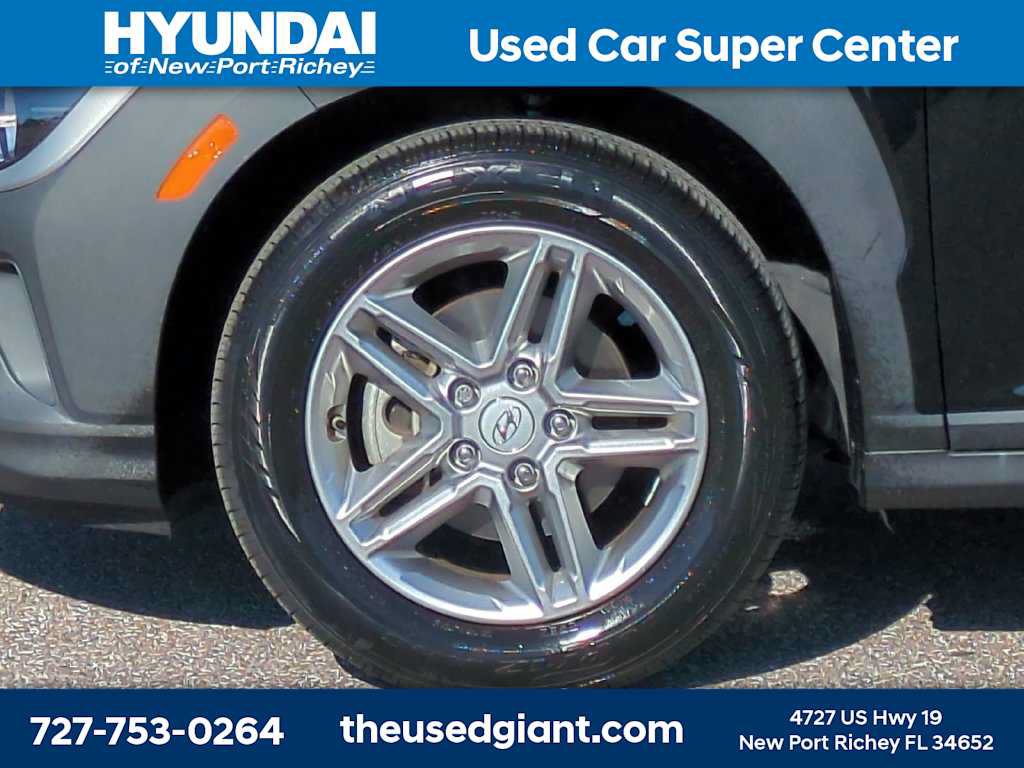 Certified 2022 Hyundai Kona SE FWD image 10