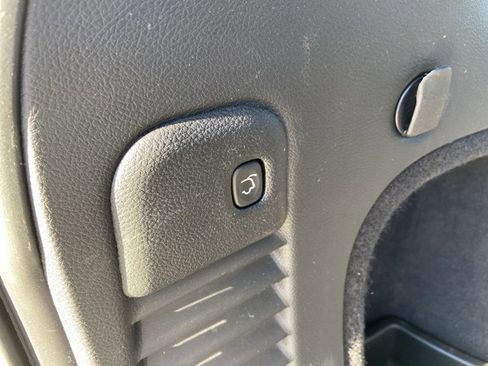 Used 2018 Jeep Grand Cherokee Limited image 51