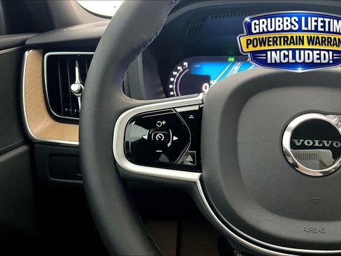 New 2026 Volvo XC60 B5 Core AWD/4WD image 12