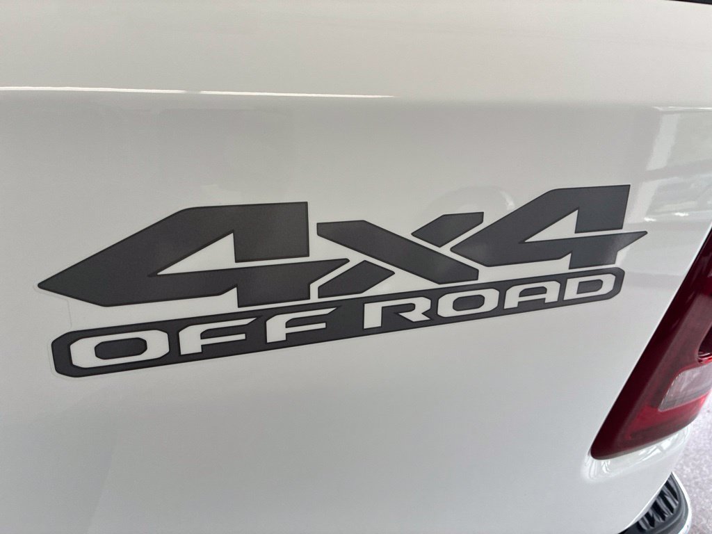 Used 2022 RAM 1500 Laramie w/ Off Road Group AWD/4WD image 26