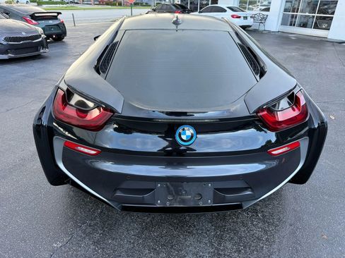 Used 2019 BMW i8 Coupe image 5