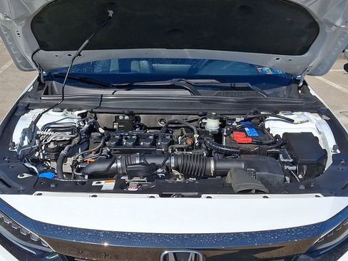Used 2022 Honda Accord Sport image 27