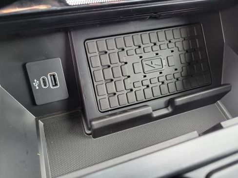 New 2025 Ford F150 Lariat w/ Equipment Group 502A High image 32