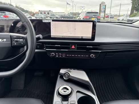 New 2025 Kia EV6 Light w/ Light LR Technology Package image 26