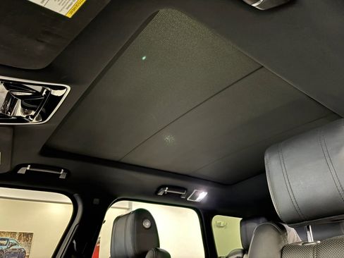 Used 2016 Land Rover Range Rover HSE AWD/4WD image 14