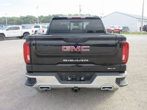 New 2026 GMC Sierra 1500 SLT w/ SLT Premium Plus Package image 6