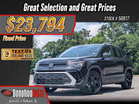 Used 2025 Volkswagen Taos SE w/ Black Wheel Package FWD image 1