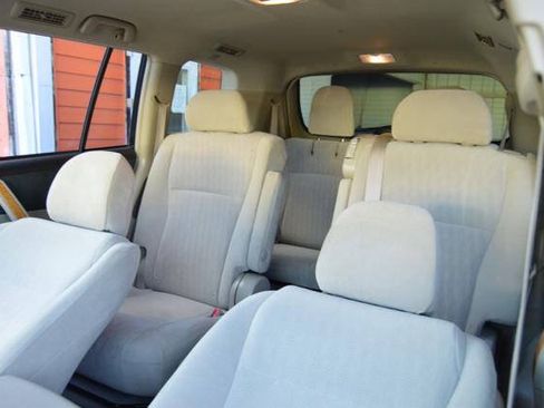 Used 2010 Toyota Highlander 4WD Hybrid w/ Extra Value Pkg 2 image 32