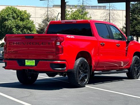 Used 2022 Chevrolet Silverado 1500 Custom w/ LPO, Dark Essentials Package AWD/4WD image 11