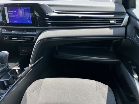 Used 2026 Toyota Camry LE w/ Convenience Package FWD image 15