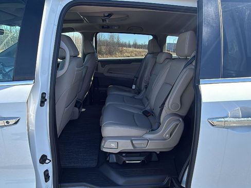 Used 2023 Honda Odyssey Touring image 22